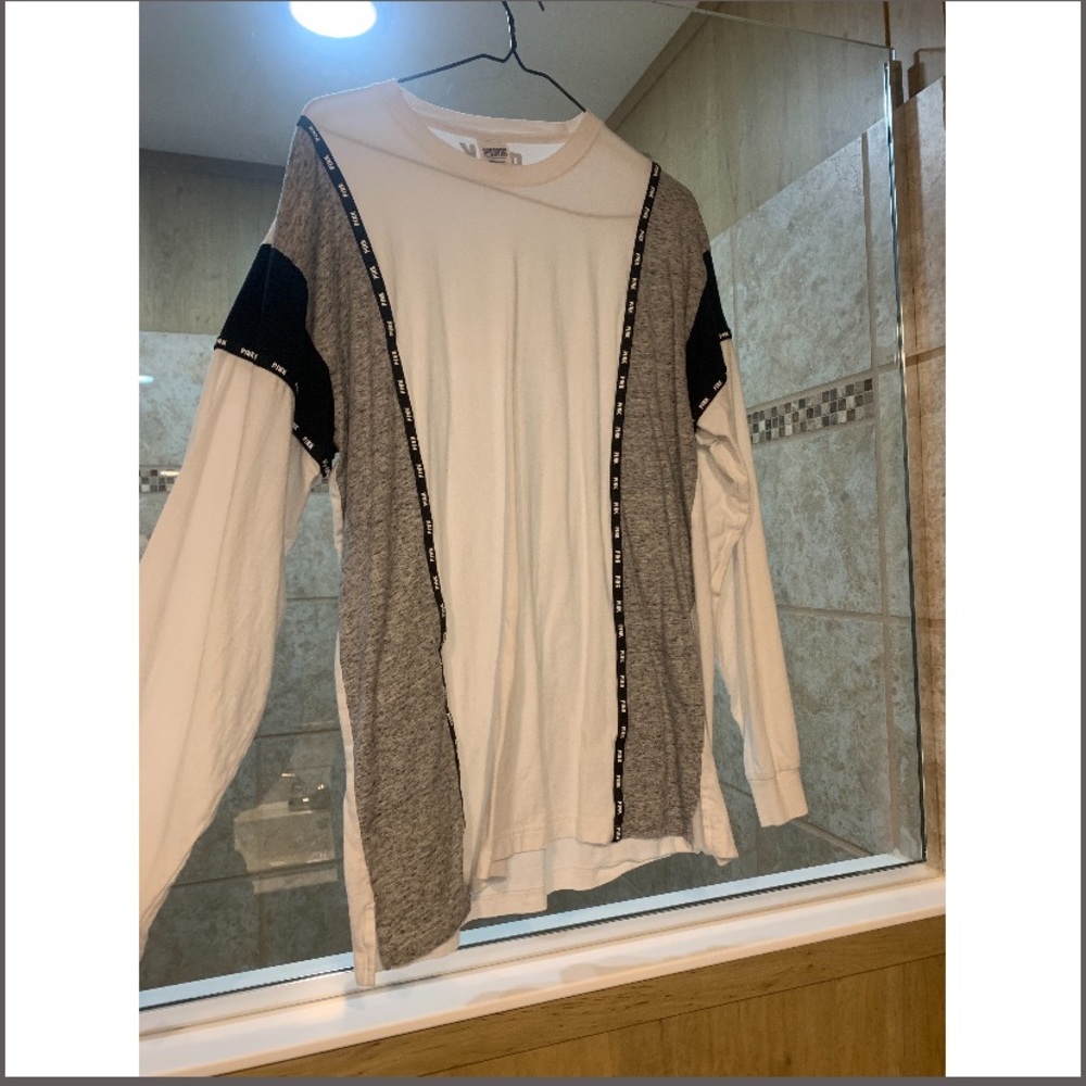 RARE WHITE, BLACK, & GREY VICTORIA SECRET T-SHIRT.